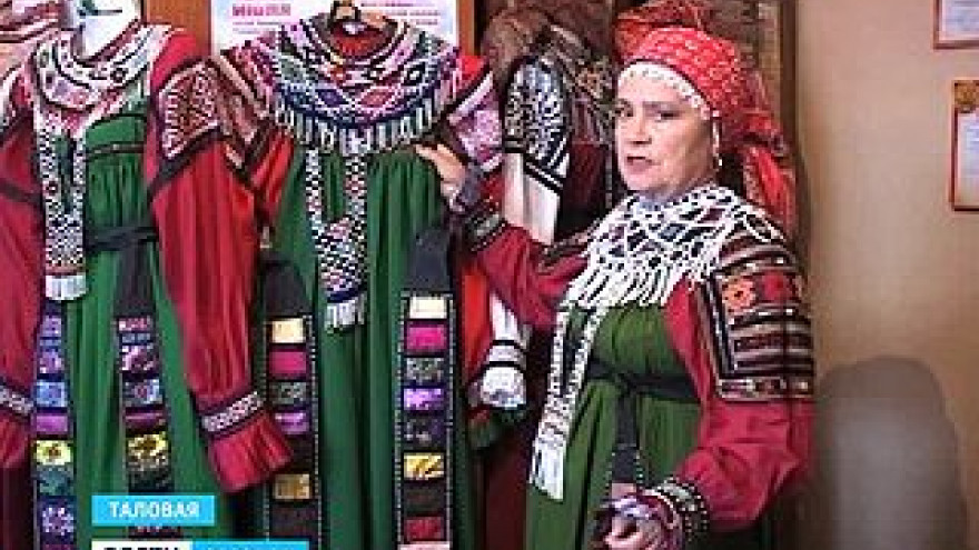Валентина Захарова удостоена звания "мастер по пошиву старинного костюма Воронежской области"