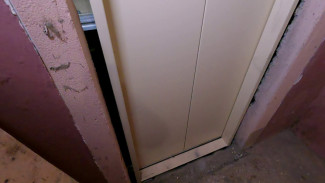 Воронежцам напомнили о необходимости менять лифты с истекшим сроком эксплуатации