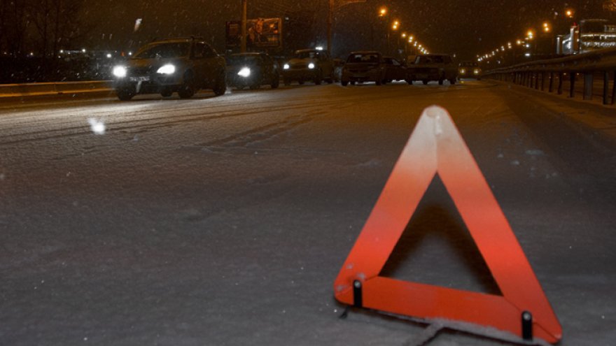 В ДТП с двумя иномарками в Воронежской области 1 человек погиб и 2 пострадали