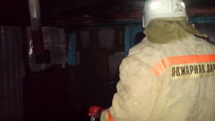 В воронежском селе мужчину госпитализировали после пожара в частном доме 