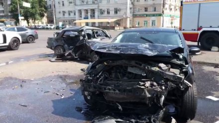 Пострадавшая в жутком ДТП в центре Воронежа 41-летняя женщина умерла в больнице
