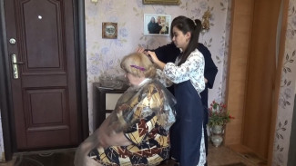 В Воронежской области школьники организовали «Мобильную парикмахерскую»