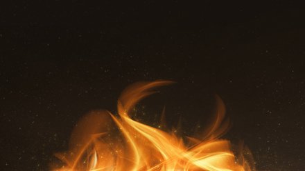 8 человек эвакуировали из горящей 17-этажки в Ленинском районе в Воронеже