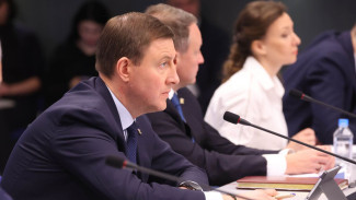 Волонтёры «Единой России» собрали почти 2,1 млн подписей в поддержку выдвижения Владимира Путина