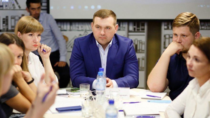 В Воронеже неизвестные избили оппозиционера возле подъезда