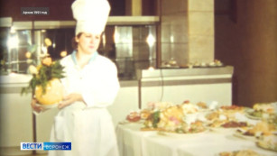 Бутерброды с колбасой и розочки на тортах. Чем удивляли воронежцев в советских ресторанах 