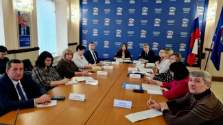В «Единой России» обсудили вопросы подготовки специалистов рабочих профессий 