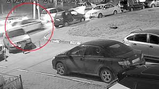 Полицейскую погоню за воронежцем сняли на видео в Шилово
