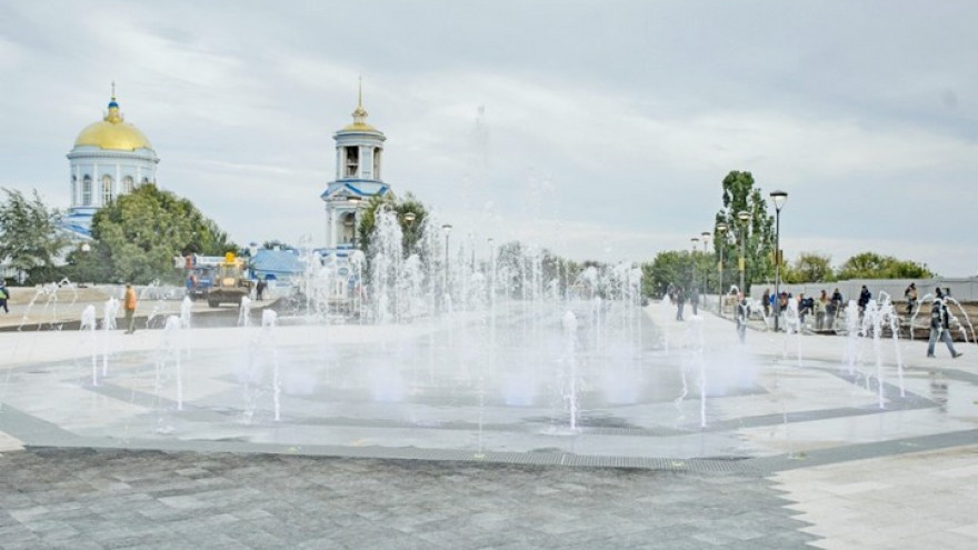Реконструкцию Советской площади в Воронеже завершат к 1 сентября 2018 года