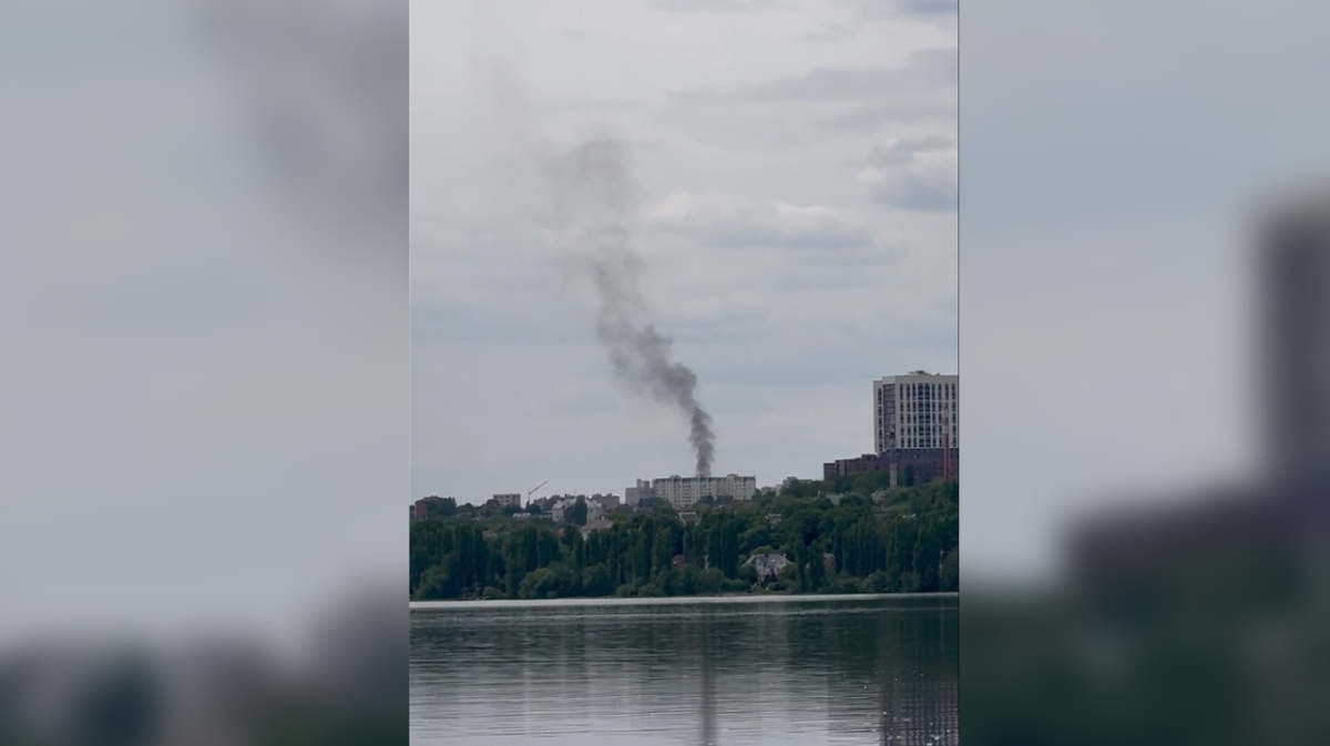 В Воронеже загорелся торговый центр | 16.05.2024 | Воронеж - БезФормата