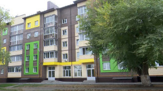 Жителей аварийной двухэтажки под Воронежем переселили в новостройку
