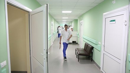 Отец воронежского школьника с симптомами кори опроверг отказ от больницы из-за религии