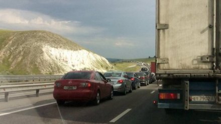 Воронежцев попросили проезжать участок М-4 «Дон» у села Лосево днём