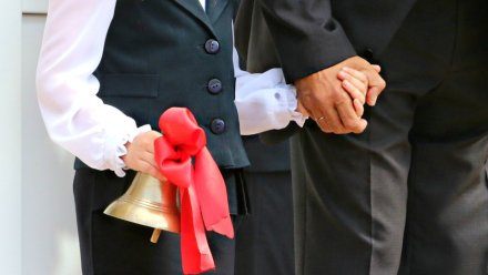 Воронежские выпускники потратят на букеты в честь последнего звонка около 3900 рублей