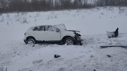 Три автомобиля столкнулись в Воронежской области: есть погибший и пострадавшие