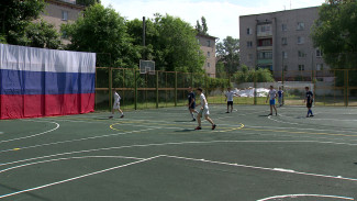 В Воронеже 8 команд из разных стран сразились на турнире по мини-футболу