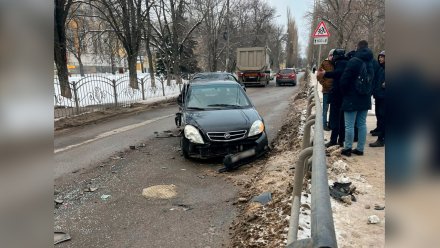 Полиция раскрыла подробности ДТП с маршруткой возле аграрного университета в Воронеже