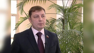 Воронежского депутата оставили под домашним арестом до июля за мошенничество в 9 млн