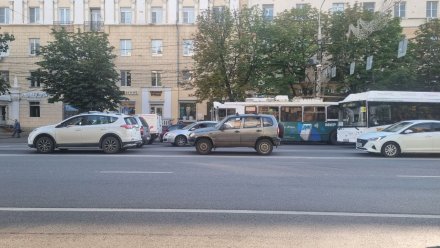 Воронежцы сообщили о ЧП при укладке кабеля в центре города