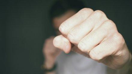 21-летнего иностранца приговорили к колонии за драку в воронежской гостинице