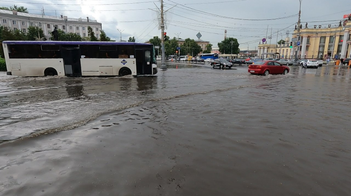 Самый холодный май века и ЧС из-за дождей. Как погода удивила воронежцев в  2022-м – Новости Воронежа и Воронежской области – Вести Воронеж