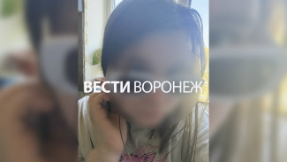 «Швыряла животных об стену». Что воронежцы рассказали об избившей малыша девушке