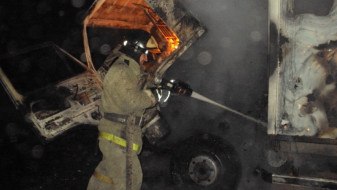 Появились подробность ночного пожара на трассе М-4 в Богучарском районе