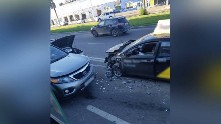 В Воронеже таксиста будут судить за раненную в массовом ДТП пассажирку