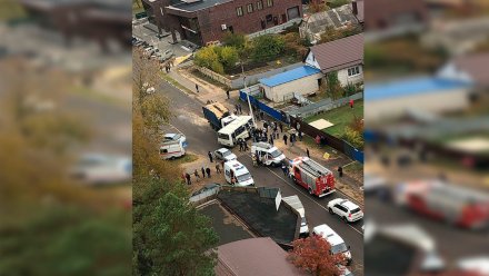 В Воронеже самосвал протаранил пассажирский автобус: есть пострадавшие