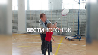 Обвиняемого в сексе со школьницами воронежского учителя оставили в СИЗО