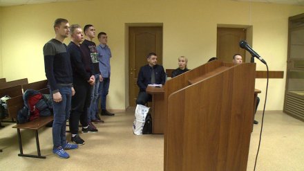 В Воронеже отрубившие палец наркозакладчику парни получили 24 года тюрьмы на четверых