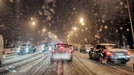 Воронеж снова сковали 9-балльные пробки из-за снега
