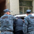 Отца троих сыновей задержали на остановке в Воронеже