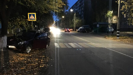 В Воронежской области автомобилист на пешеходном переходе сбил 12-летнего мальчика