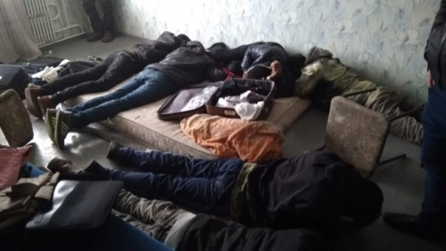 Из Воронежа выдворили 25 футбольных болельщиков-нелегалов