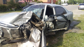 В Воронежской области пьяный водитель без прав выехал на встречку: 3 пострадавших