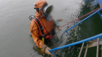 Экспериментальная группа водолазов для инженерных войск сдала экзамен в Воронеже