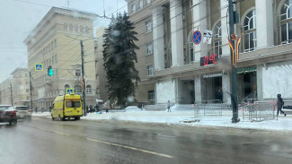 В Воронеже установили личность умершего на проспекте Революции мужчины