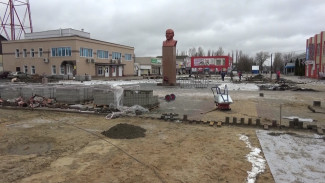 Реконструкция главной площади в воронежском райцентре затянулась из-за ошибки строителей