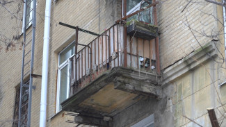 Стоимость демонтажа смертельно опасных балконов в Воронеже оценили в полмиллиона