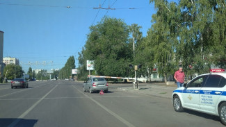 Воронежский автомобилист попал в нелепое ДТП со шлагбаумом