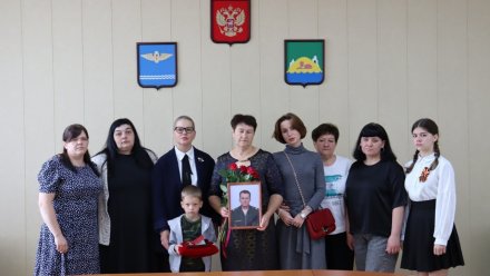 Погибшего на СВО воронежского механизатора посмертно наградили орденом Мужества