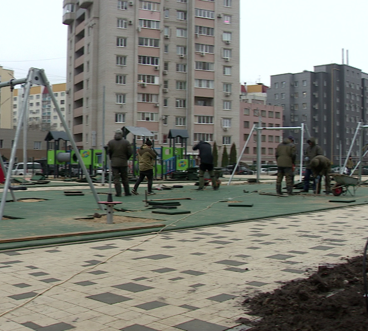 В центре Воронежа появился сквер размером с футбольное поле – Новости  Воронежа и Воронежской области – Вести Воронеж