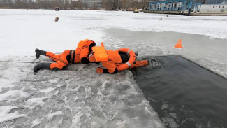 Воронежцам рассказали, как спастись провалившимся под лёд