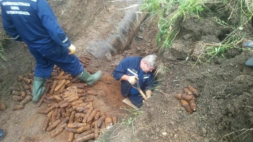 В Воронежской области нашли огромный склад старинных боеприпасов