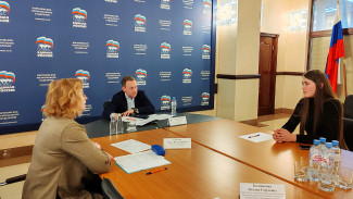 Депутат рассмотрел важные обращения жителей Воронежской области