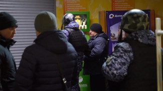 «Проломили крышу». Очевидцы рассказали о взрыве петард в воронежском Сбербанке