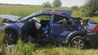 Водитель отделался штрафом за покалеченную в ДТП с тепловозом девушку в Воронежской области