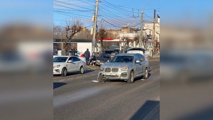 В Воронеже пенсионерка на BMW протаранила ВАЗ