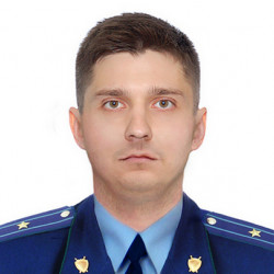 Экс-прокурор района из Воронежской области попал под следствие за взятку